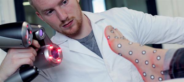 明智的選擇 3D打印時裝技術已不遠 拉夫堡大學正準備開發(fā)
3D打印時裝,3d打印時裝越來越靠譜了,3d打印時裝秀,青島3d打印公司,青島3d打印廠家,青島3d打印企業(yè),青島3d打印店