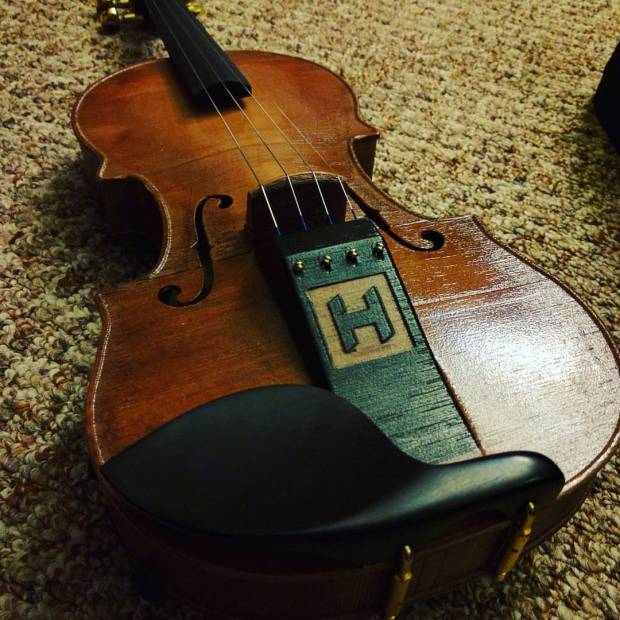 眼見為實 比原版還逼真的3D打印木質(zhì)小提琴-e鍵打印|3D打印服務 一鍵搞定
3D打印小提琴,3D打印木質(zhì)材料,3d打印打印服務,3d打印3d,3d打印模型,成都3d打印店,成都3d打印公司,成都3d打印服務,成都3d打印機