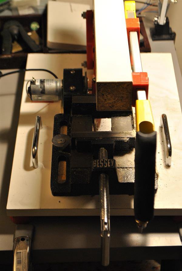 3D打印技術(shù)之切割好手 DIY出來(lái)的3D打印自動(dòng)鋼鋸