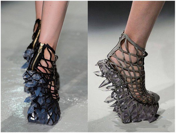 3D打印而成的藝術鞋子 新手選擇3D打印手板模型加工打樣還是CNC加工?選擇當?shù)剡€是全國3D打印公司? 3D打印而成的藝術鞋子 新手選擇3D打印手板模型加工打樣還是CNC加工?選擇當?shù)剡€是全國3D打印公司?