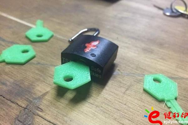 海關萬能鑰匙真牛 3D打印復模顯身手_3D打印服務平臺