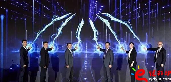 北京首張3D打印定制信用卡現(xiàn)身_3D打印廠家服務(wù)平臺(tái)很吃香