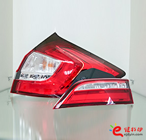 汽車(chē)尾燈4